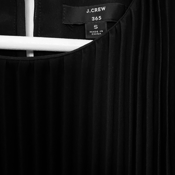 J Crew chiffon overlay swing top - Picture 3 of 5